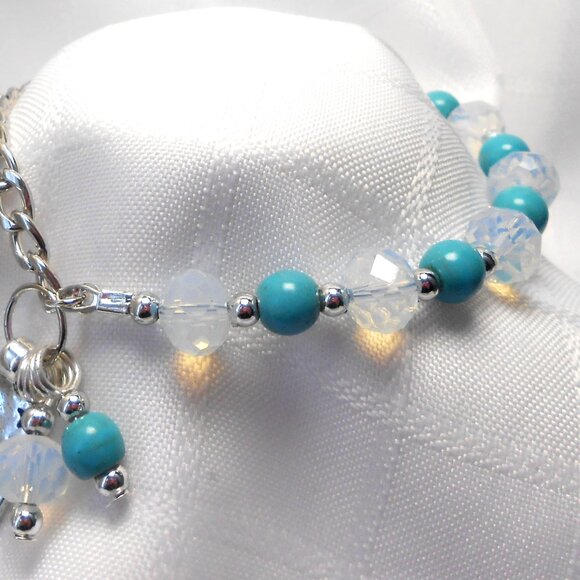 No. 127 Handmade jewelry set : Earrings and bracelet with turquoise stones - Picture 2 of 4